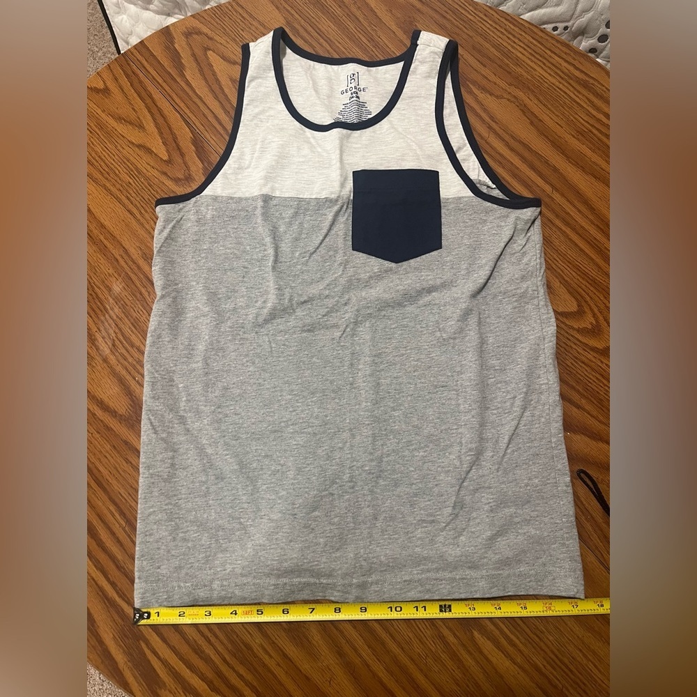 George size small men’s tank top